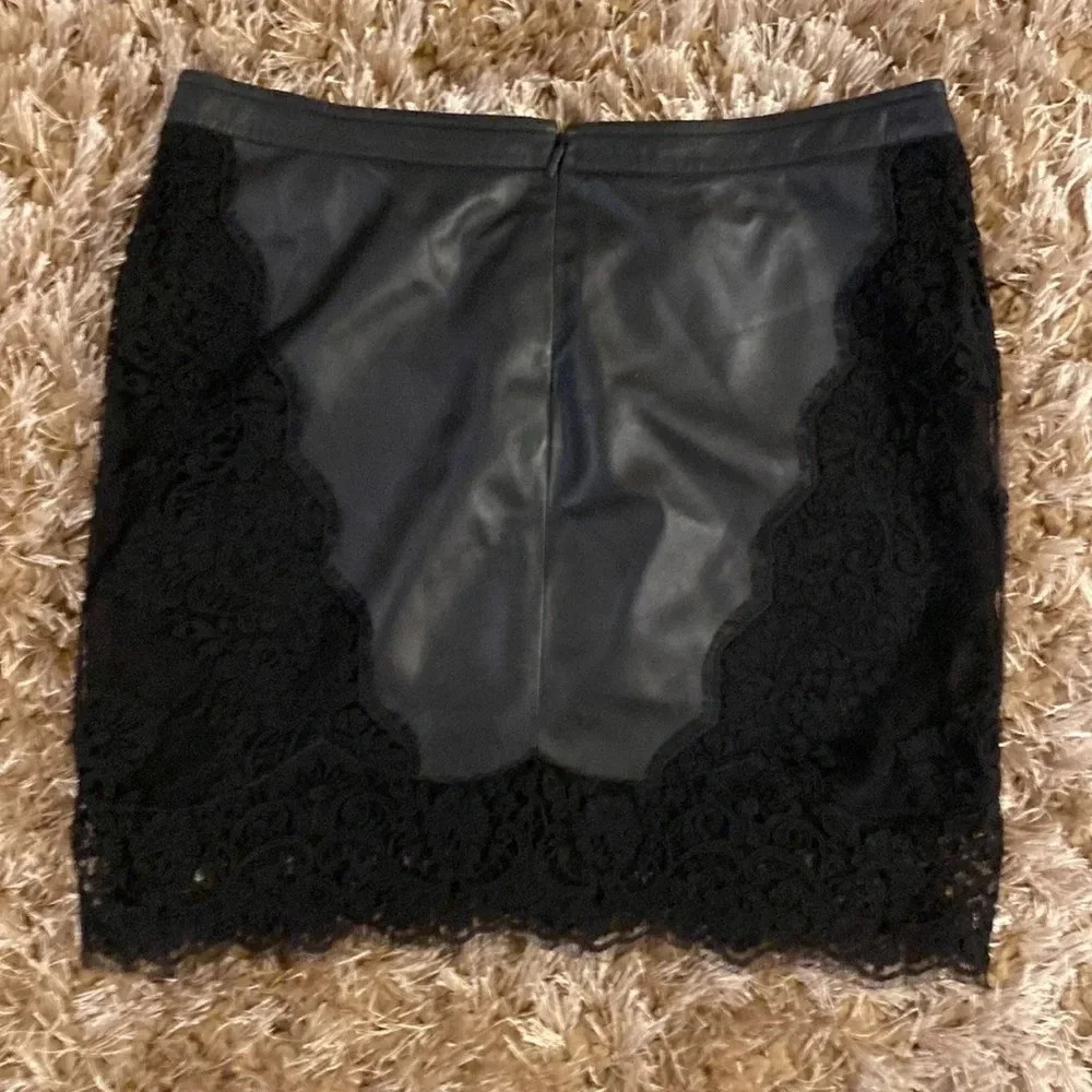 ROBERTO Cavalli leather/lace skirt size L - Picture 4 of 6